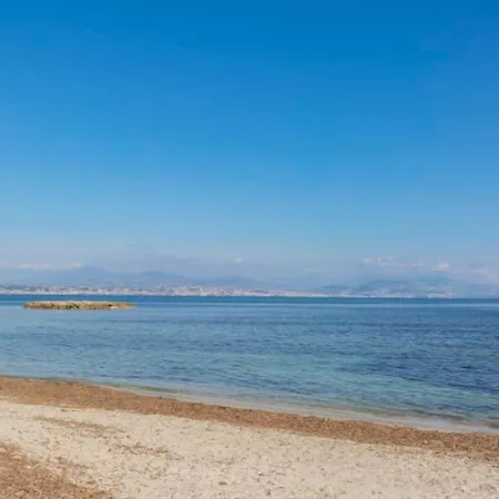 Cap D'antibes 2 Bdr With Parking Swimming Pool And Ac Apartamento Antibes