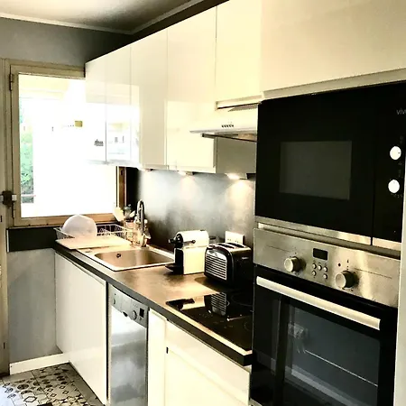 Apartment Cap D'antibes 2 Bdr With Parking Swimming Pool And Ac